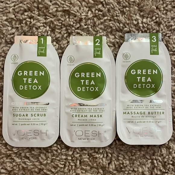 Mani In A Box - Picture 3 of 4